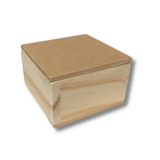 Imagen de Caja de madera de pino con tapa de encastre de MDF de 5mms. de (6*6)4cms.