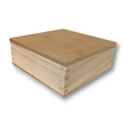 Imagen de Caja SIN CLAVOS de madera de pino con tapa de encastre de MDF de 5mms. de (14*14)5cms.