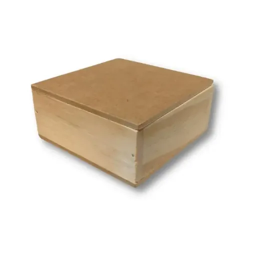 Imagen de Caja de madera de pino con tapa de encastre de MDF de 5mms. de (10*10)4cms.
