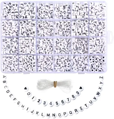 Imagen de Pack de 1850 cuentas de acrilico redondas blancas 4*7mms. impresas abecedario letras negras en caja organizadora con rollo de tanza
