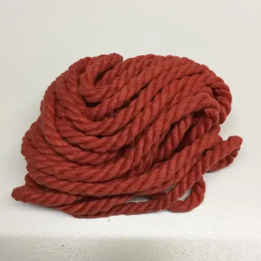 Imagen de Cordon trenzado para macrame de 4mms "BEAD YARN" Fraccionado de 5mts color Rojo