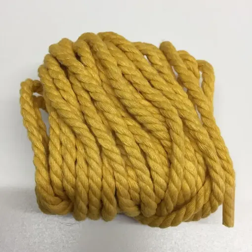 Imagen de Cordon trenzado para macrame de 4mms "BEAD YARN" Fraccionado de 5mts color Amarillo