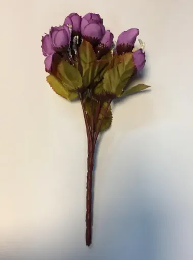 Imagen de Ramo de pimpollos rococo con hojas secas A2040 violeta