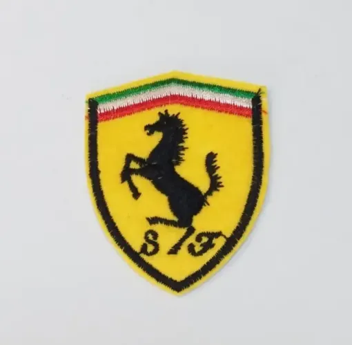 Imagen de Aplique parche bordado termoadhesivo para tela modelo Escudo Ferrari de 5*6cms.