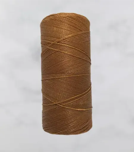 Imagen de Hilo polyester cordon encerado fino LINHASITA *100grs.=150mts. color marron medio 641
