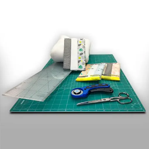 Imagen de Kit profesional para PATCHWORK con 9 telas de algodón de 30x70cms.