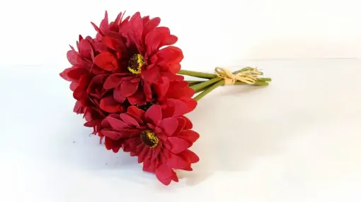 Imagen de Bouquet atado de gerberas mini *7 A1862 color bordeaux