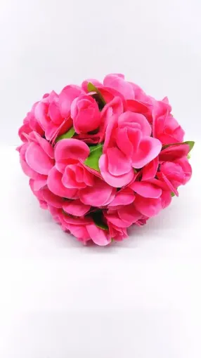 Imagen de Esfera de 20cms. de flores rosas artificiales color rosado fuerte
