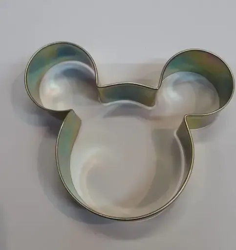 Imagen de Cortante de metal chapa galvanizada modelo Cabeza de Mickey de 4.5*4cms.
