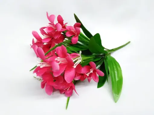 Imagen de Ramo de flores silvestres con pasto artificial de 27cms color Fucsia