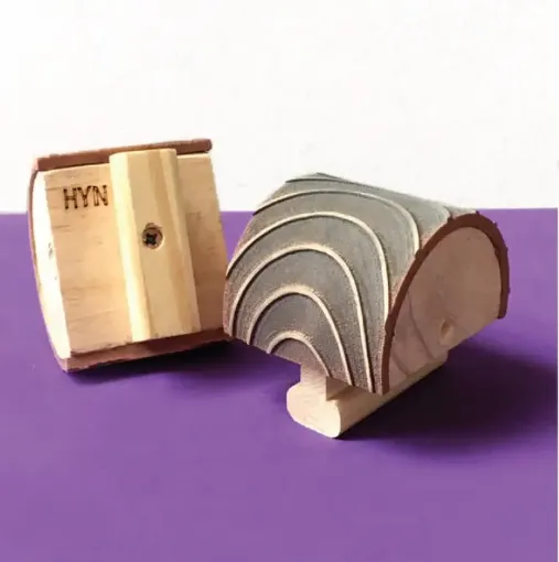 Imagen de Veteador con mango de madera marca "HYN" de 7*4.5cms. modelo VETC002