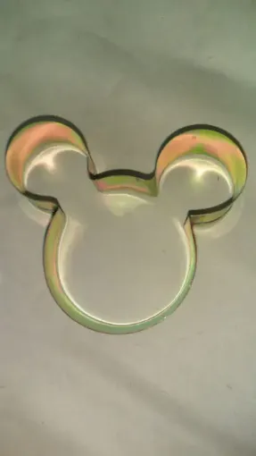 Imagen de Cortante de metal chapa galvanizada modelo Mickey de 6cms.