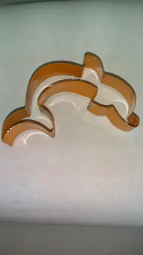 Imagen de Cortante de metal chapa galvanizada modelo delfin de 8cms.