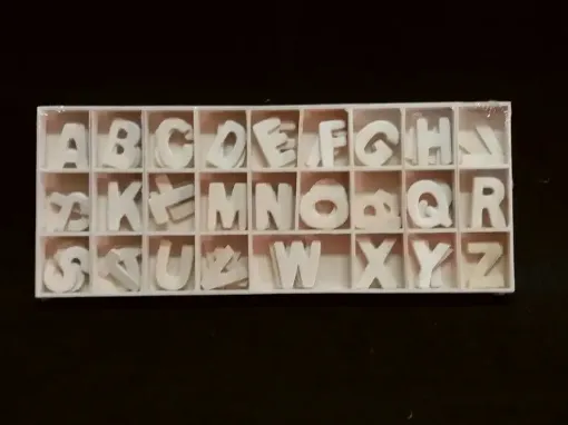 Imagen de Set de letras de madera de 2cms. 3 de cada una 81 unidades RB9864