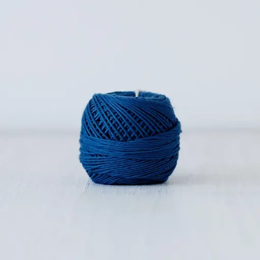 Imagen de Ovillo de hilo de algodon de 35grs.=70mts. - color azul