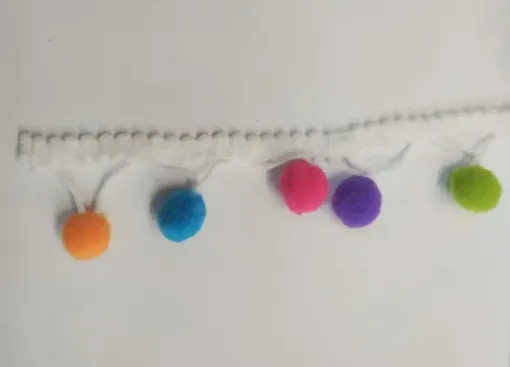 Imagen de Galon de pompones mini de 1.5cms de ancho multicolor por metro