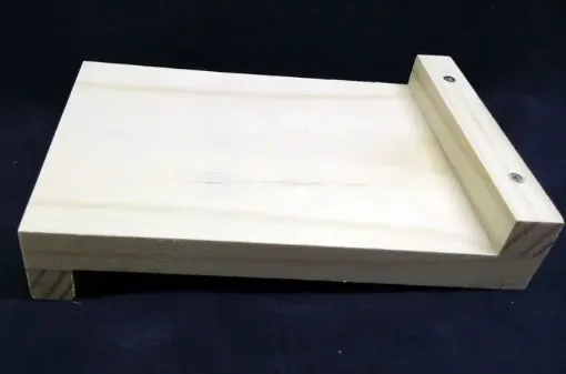 Imagen de Base cubre banco para tallar tallado de madera de pino de 23x15x6.5cms