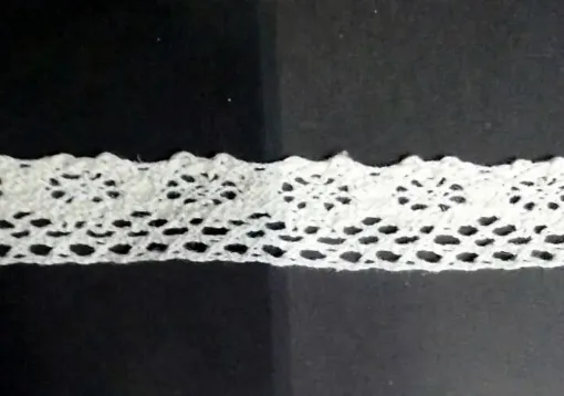 Imagen de Puntilla de algodon de 30mms. CA10 *mt. color blanco
