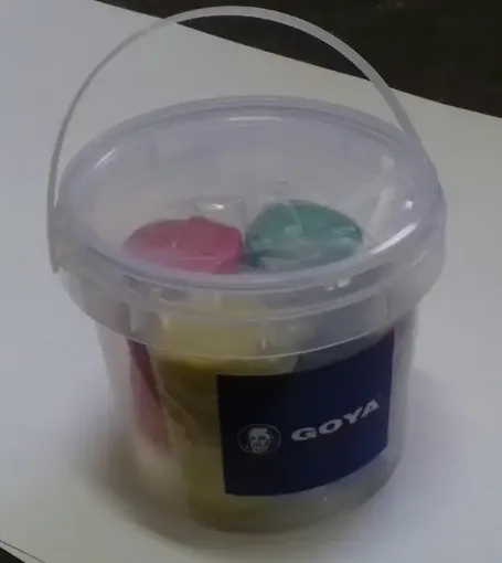 Imagen de Masa para modelar de 1kg. "GOYA" En balde *4 colores