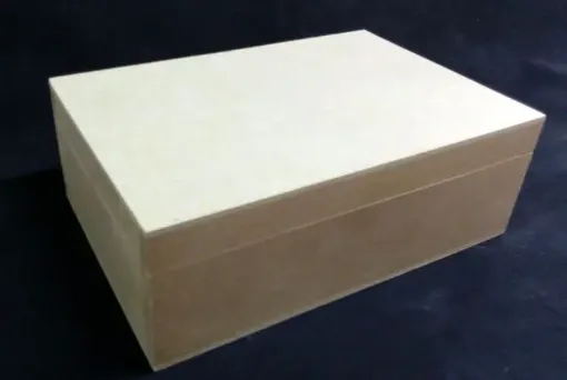 Imagen de Caja de MDF rectangular con bisagras  de 23.5x16x8cms