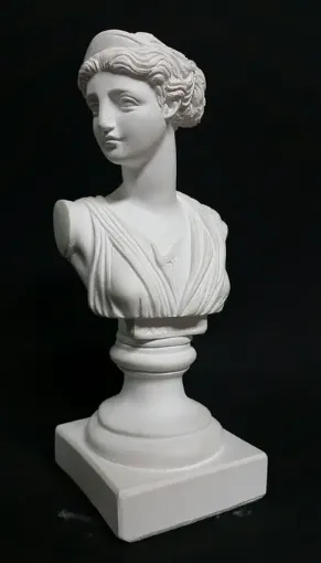 Imagen de Busto de Artemis chico 6x7x18cms