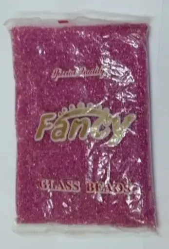 Imagen de Mostacillas chicas 2x1.5mms en paquete de 450grs color Fucsia cristal