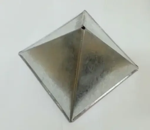 Imagen de Molde para velas Piramide de 4 caras de (14*14)11cms.