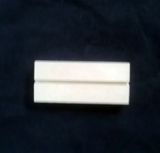 Imagen de Peana o base de MDF de 9mm. con moldura forma rectangular de 8*3.5cms. con ranura