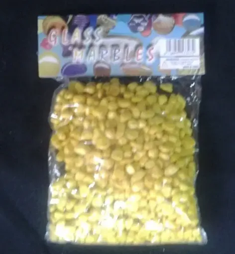 Imagen de Piedras de color en bolsa "GLASS MARBLESS" x400grs color amarillo