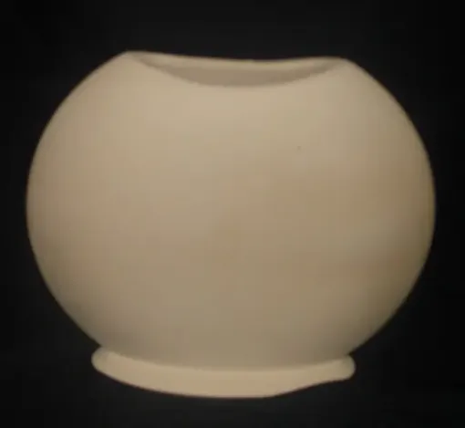 Imagen de Florero de ceramica de molde ancho boca ovalada angosta 7x16x20cms. No.11