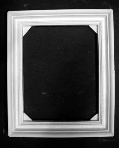 Imagen de Marco rectangular tipo madera ext.26x31cms int.18x23cms