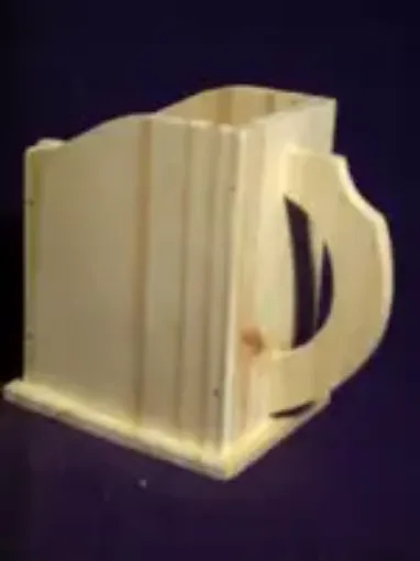 Imagen de Porta jarra de madera de pino para caja de leche o vino