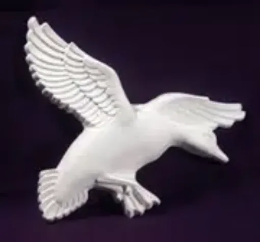 Imagen de Pato volando con alas desplegadas grande 36x30cms