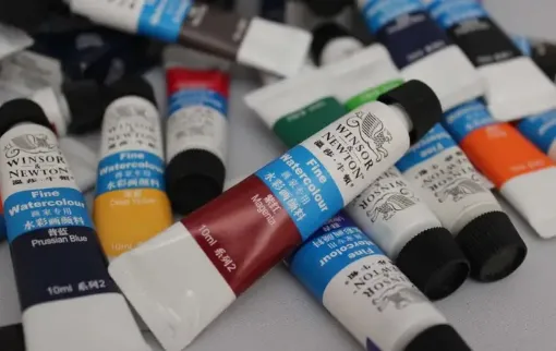Imagen de Acuarela "WINSOR & NEWTON" origen China en pomo de 10ml. color marron Vandyke Brown