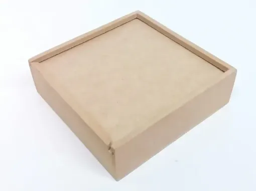 Imagen de Caja cartuchera de MDF con tapa corrediza portafichas de 14x14x4cms