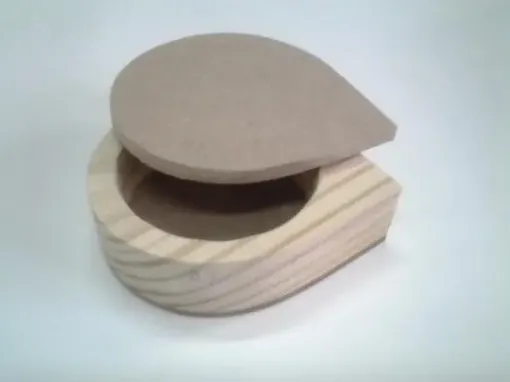 Imagen de Caja de pino con tapa de MDF grande con forma de gota