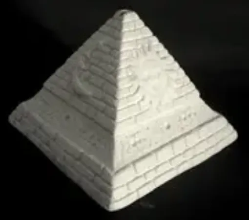 Imagen de Piramide egipcia con sol y luna chica 9x9x6cms