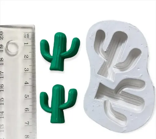 Imagen de Molde de silicona para resina y masas no.031 modelo 2 cactus de 3cms. aprox.
