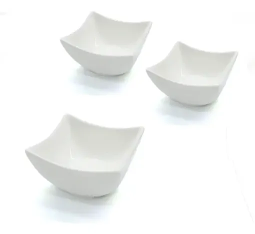 Imagen de Salsera de porcelana ceramica esmaltada blanca forma ondeada recta de 10x4.5cms. x3 unidades