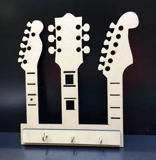 Imagen de Portallaves de MDF calado laser modelo 3 guitarras con 3 pitones
