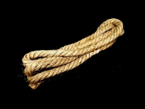 Imagen de Cuerda rustica de yute trenzada gruesa natural de 2mts. 