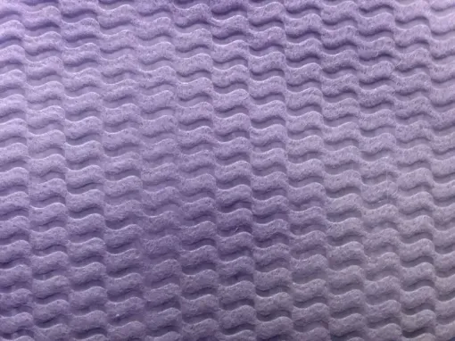 Imagen de Tnt estampado para manualidades de 100x140cms modelo 3D ondas color violeta