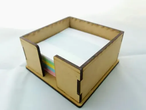 Imagen de Porta tacos de notas con base cubo con lados lisos  de MDF corte laser