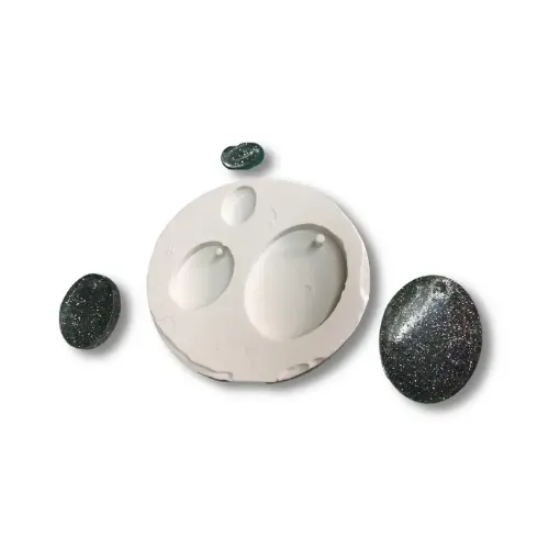 Imagen de Molde de silicona para resina modelo A016 dijes ovalados de 2 medidas diferentes y 1 aplique mini