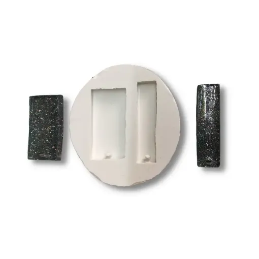 Imagen de Molde de silicona para resina modelo A012 dijes rectangulares de 2 medidas diferentes