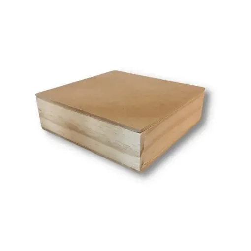 Imagen de Caja de madera de pino con tapa de encastre de MDF de 5mms forma cuadrada de 14x14x4cms
