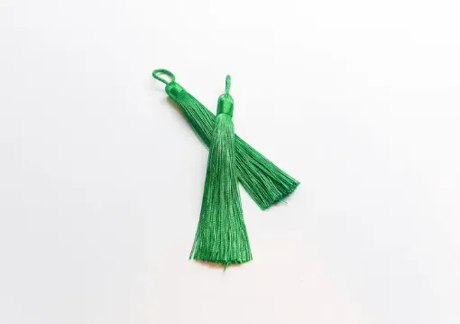 Imagen de Borlas de hilo de seda de 12cms en paquete de 5 unidades color Verde