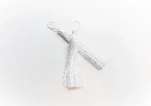 Imagen de Borlas de hilo de seda de 12cms en paquete de 5 unidades color Blanco