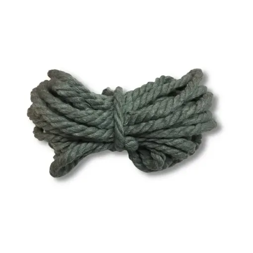 Imagen de Cordon trenzado para macrame de 4mms "BEAD YARN" Fraccionado de 5mts color Gris oscuro