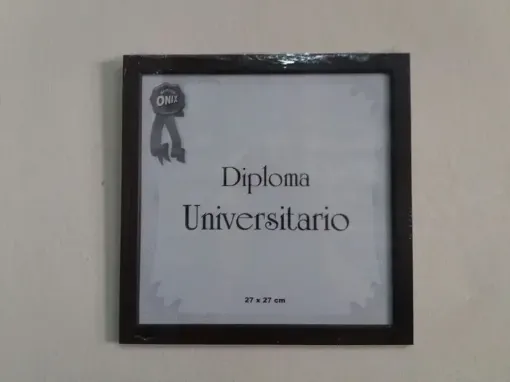 Imagen de Marco para diploma universitario de 27x27 varilla 115 Con paspartout color marron